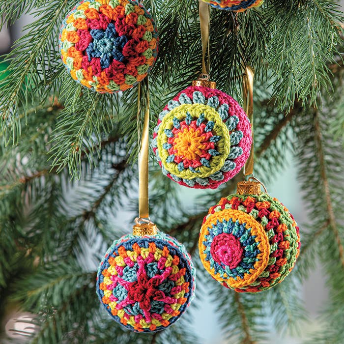 GABBY'S SIGNATURE DESIGNS: Vintage Crochet Ball Ornaments Pattern - (PDF) Digital Download
